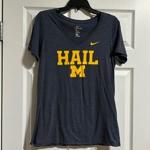 Nike like new size medium v-neck tshirt.  Super soft!  Worn once!